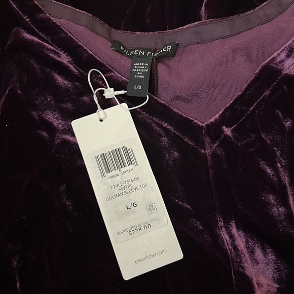 NWT Eileen Fisher
Silk Velvet V- Neck Long
Dolman Sleeve Boxy Top - Picture 6 of 8